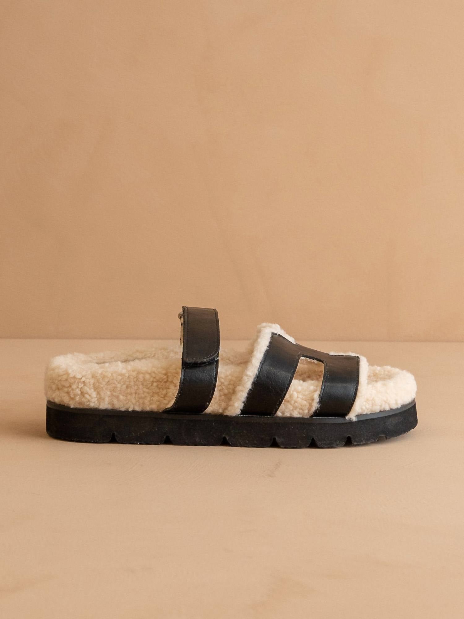 Oasis Society - Women's Alpine Faux Shearling Sandals - Image 2