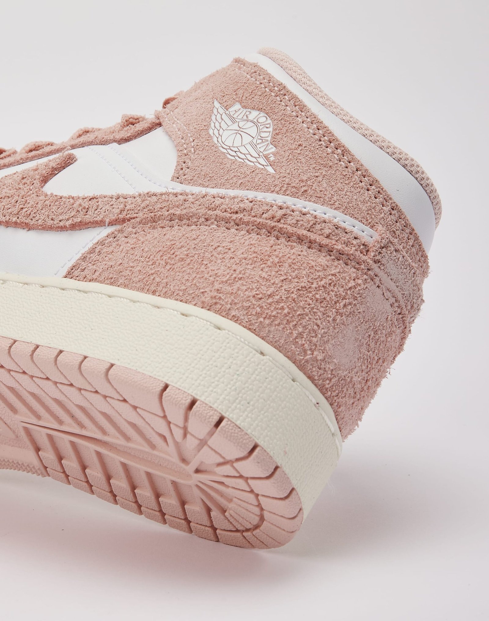 Jordan Air Jordan 1 Mid SE Grade-School - Image 5