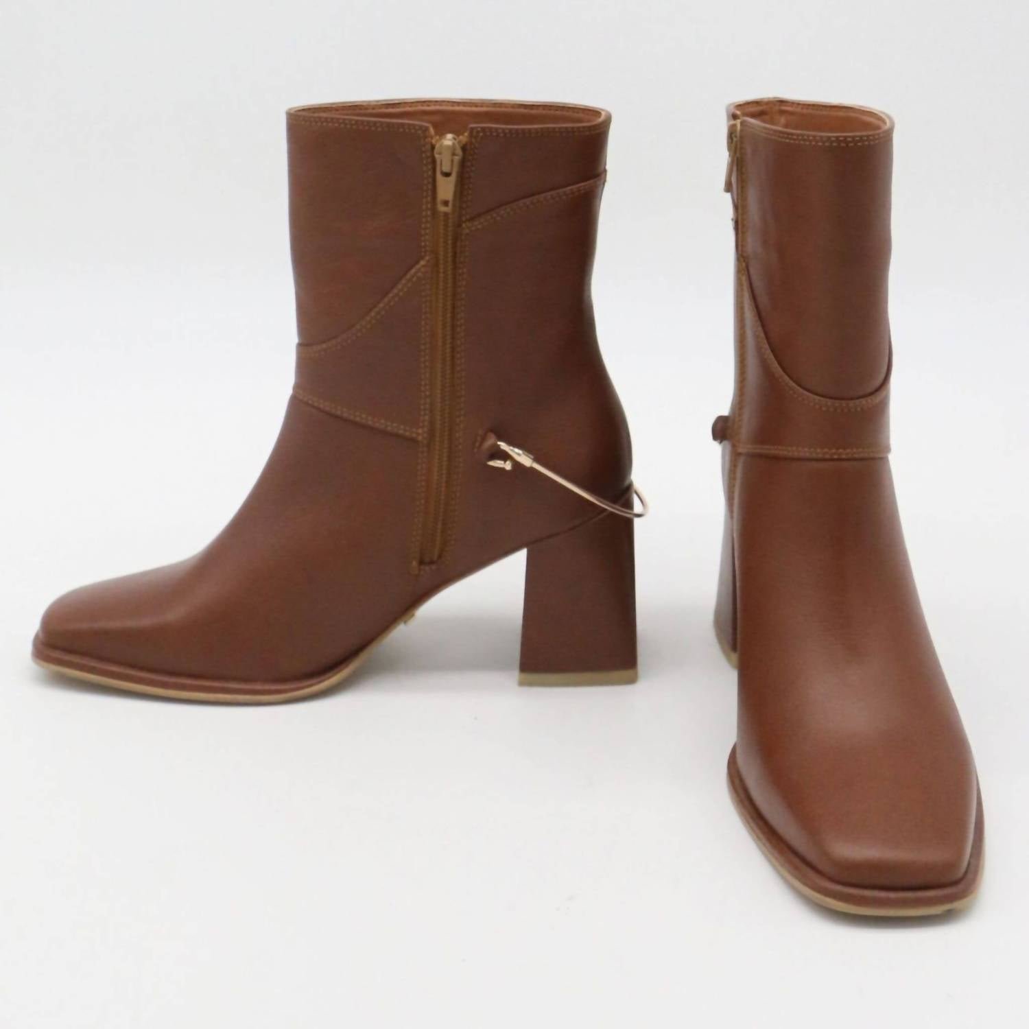 Stivali New York - Women's Amanda Leather Heeled Ankle Booties - Image 2