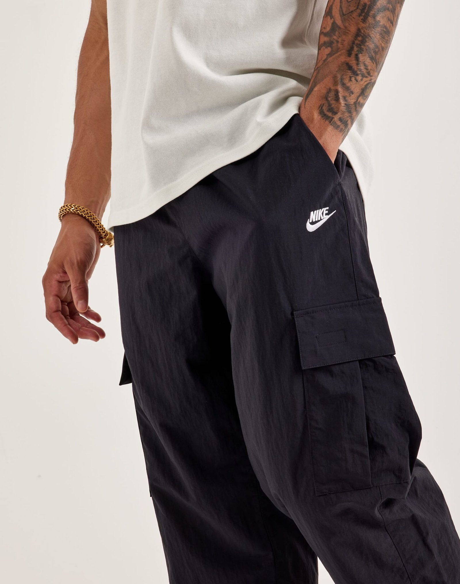 Nike Club Woven Cargo Pants - Image 3
