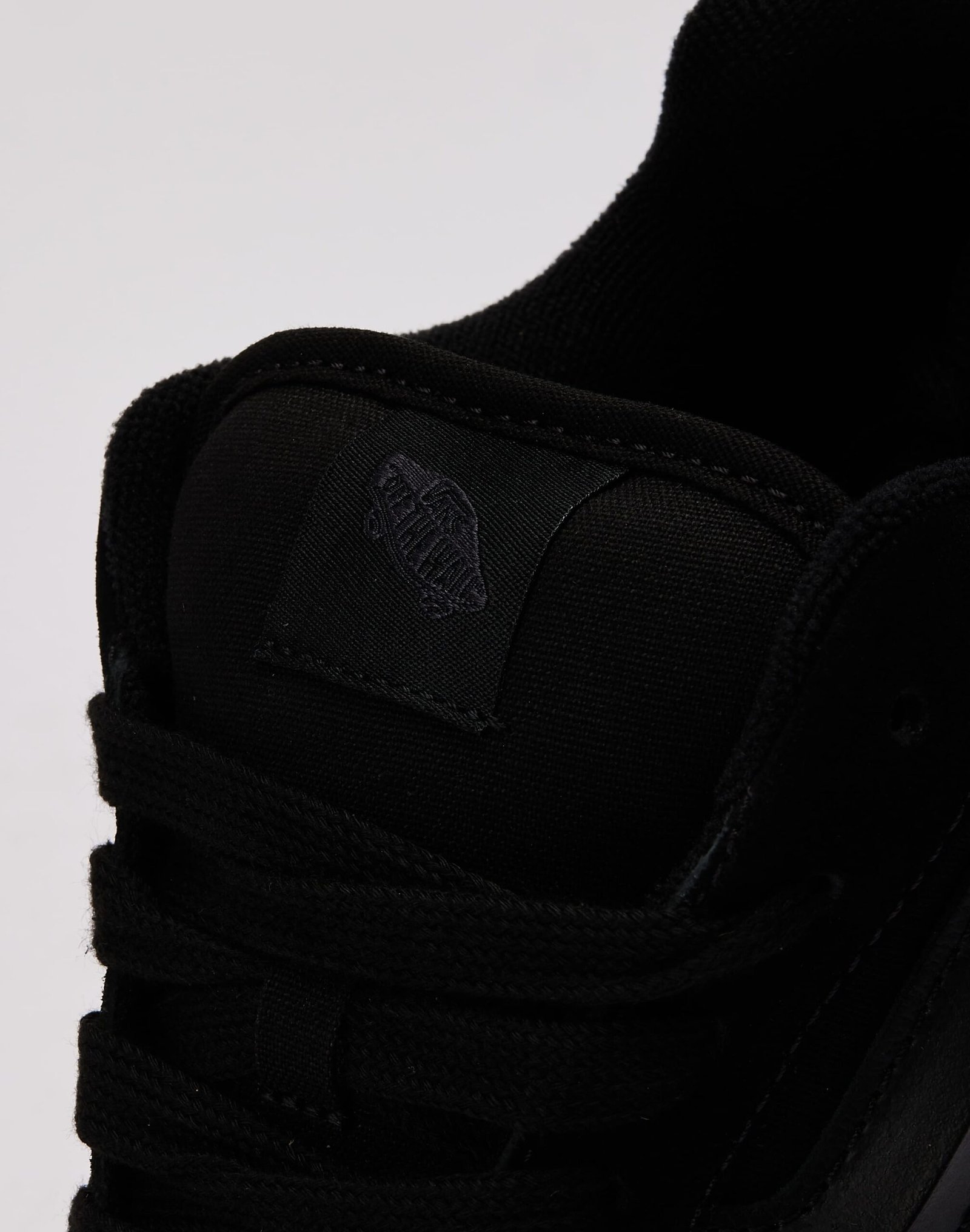 Vans Knu Skool Grade-School - Image 5