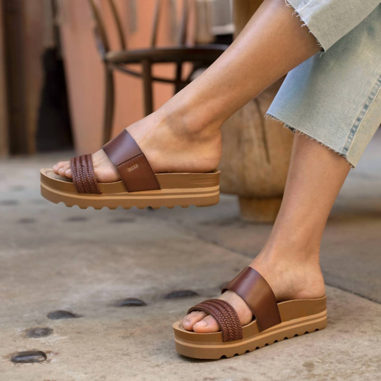 Reef - Women's Cushion Vista Hi Sandal - Image 8