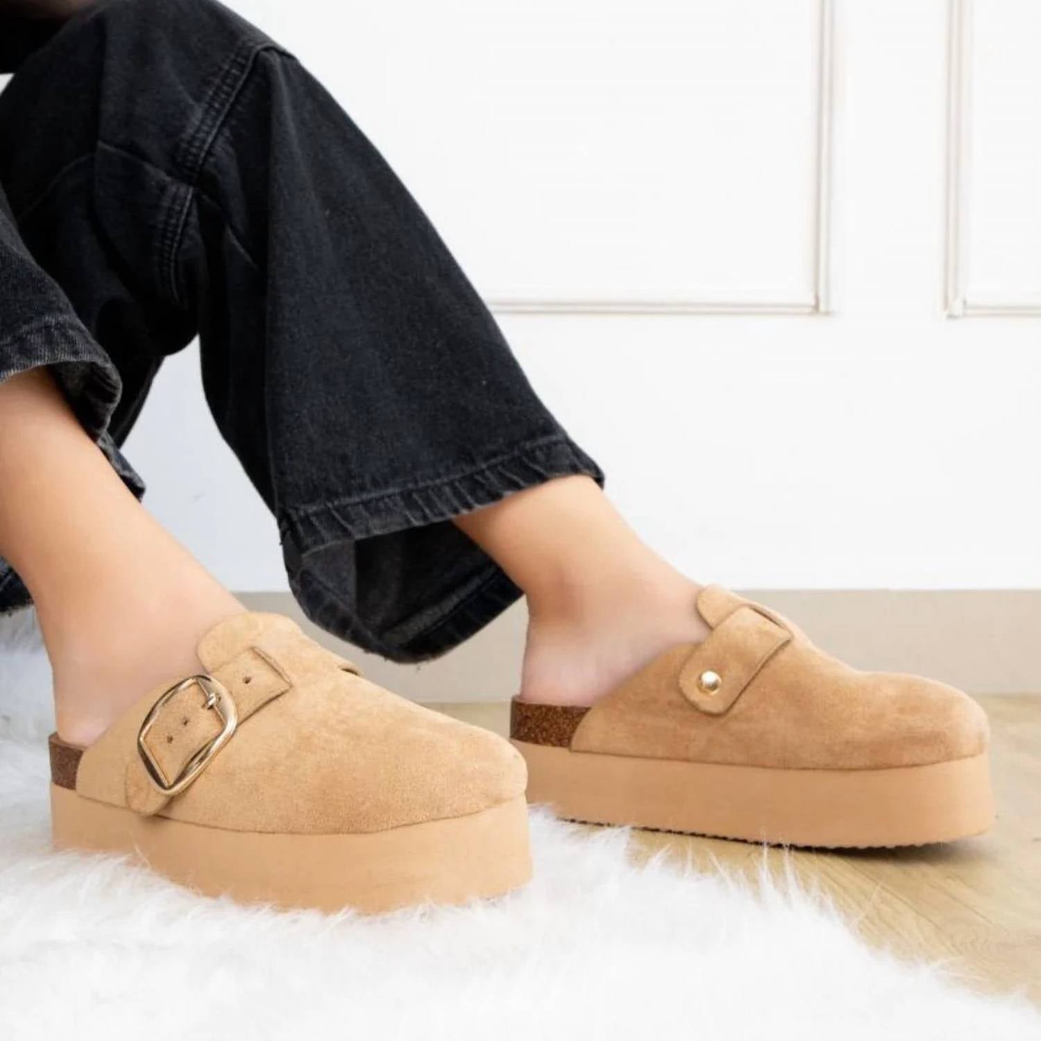 Maker'S - Women's Jasmine Clog Sandals - Image 3