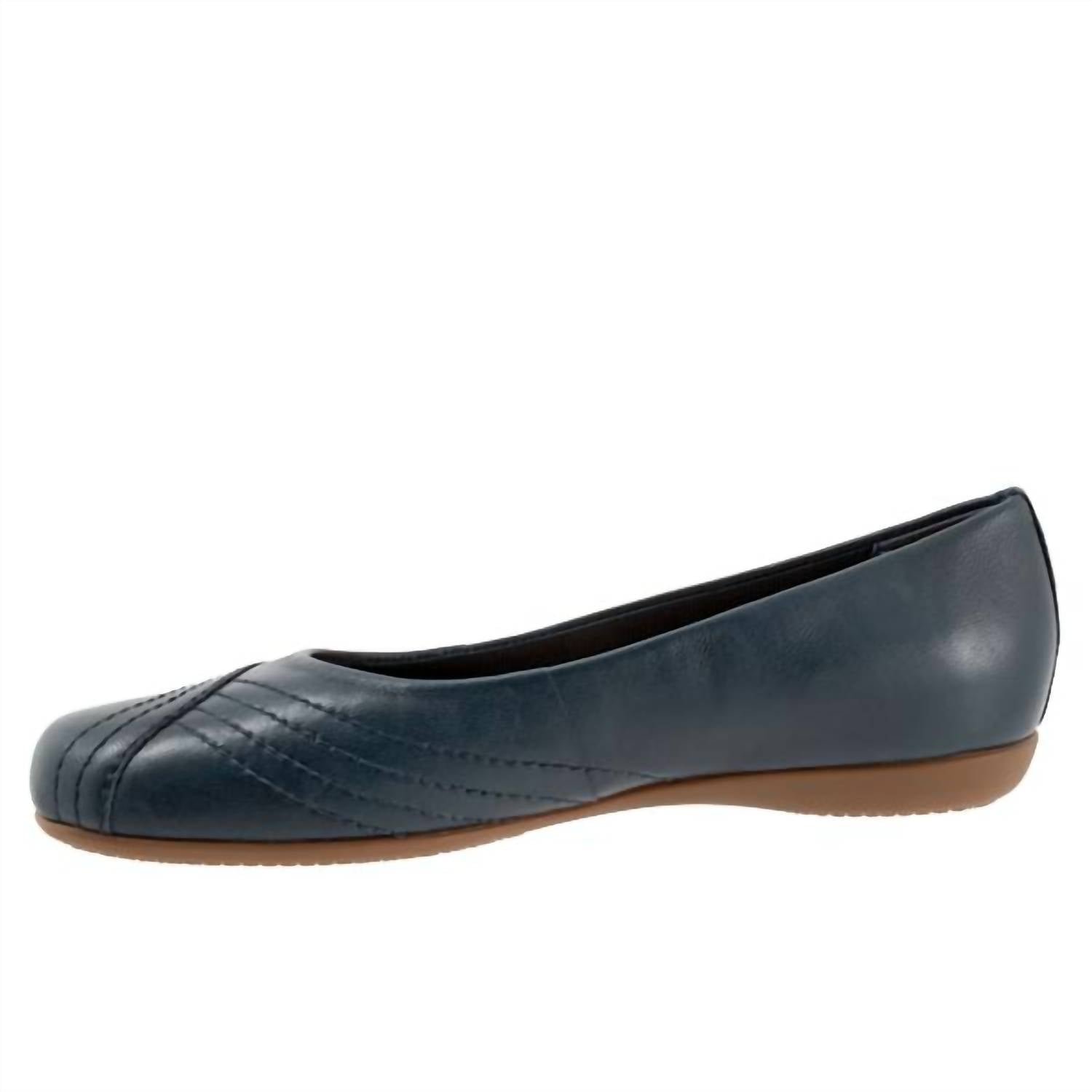 Trotters - Women's Sasha Slip-on Shoes - Image 2