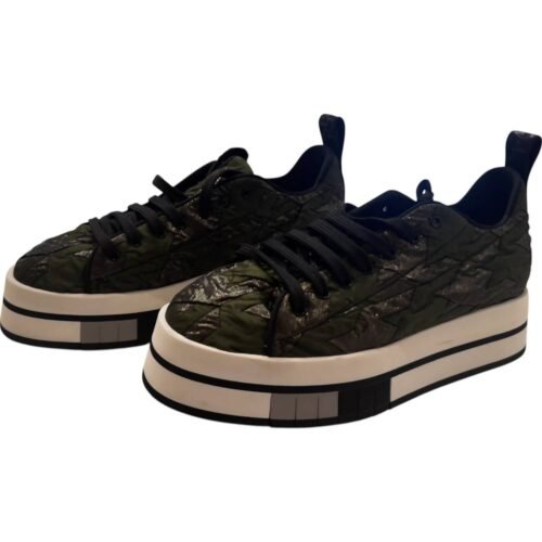 F65 - Women's Sensory Sneakers